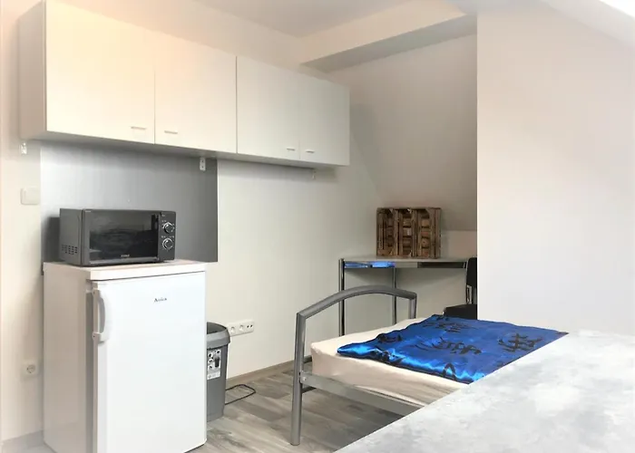 Monteurzimmer Lägenhetshotell Nittendorf